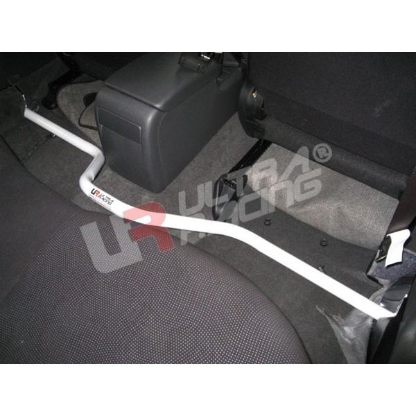 Toyota Yaris HB/Sedan 05+ UltraRacing Front Strutbar V2 939