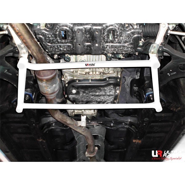 VW Scirocco 08+ UltraRacing 2-Point Rear Upper Strutbar