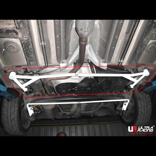 BMW 3-Series F30 11+ UltraRacing Front Sway Bar 27mm 489