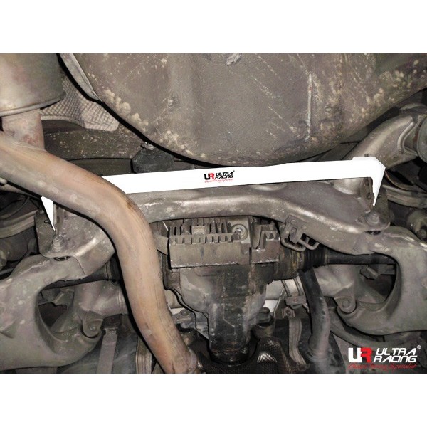 Impreza 01-07 1.6 NonTurbo UltraRacing Front H-Brace 216