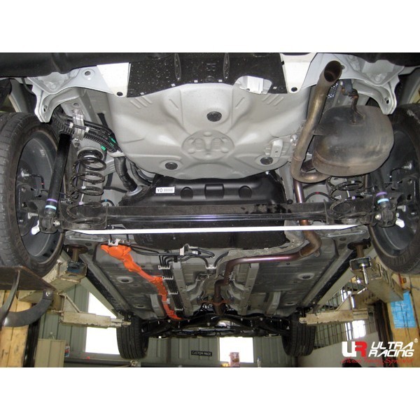 Mitsubishi Pajero IO 98+ UltraRacing Front Sway Bar 25mm