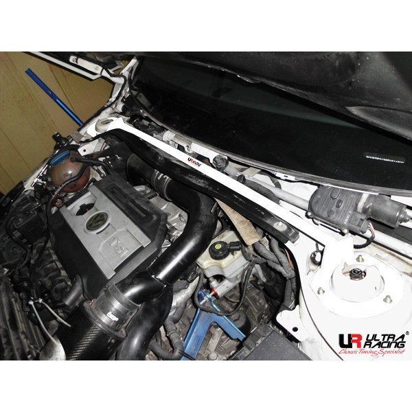 Toyota Celica T23 00+ UltraRacing 2-Point Front Torsion Bar