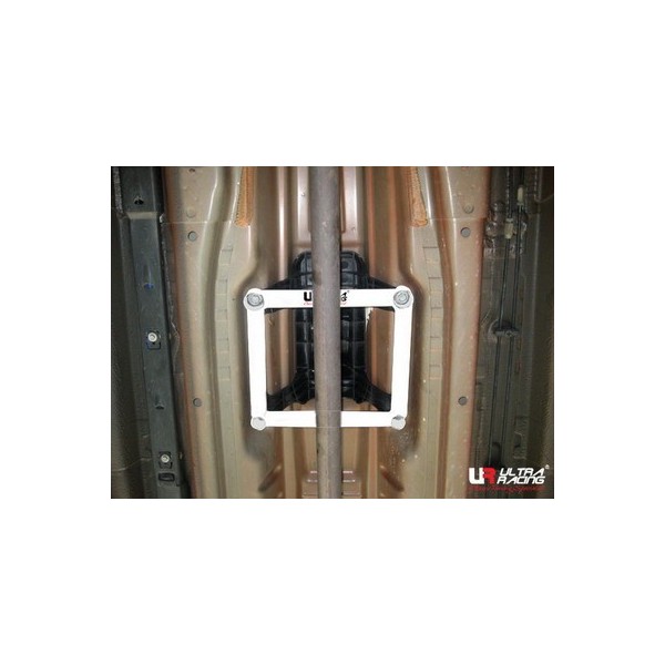 Volvo S60/S80/V70 UltraRacing 4-Point Front Lower Brace