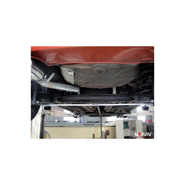 Volvo XC90 02+ 2.5 UltraRacing 4-Point Front H-Brace