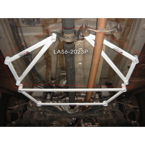 BMW X5 E70 3.0 06+ UltraRacing 2-Point Rear Lower Brace 2542