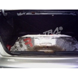 Honda Accord 08+ 4/5D UltraRacing 2x 2-Point Rear Lower Bars