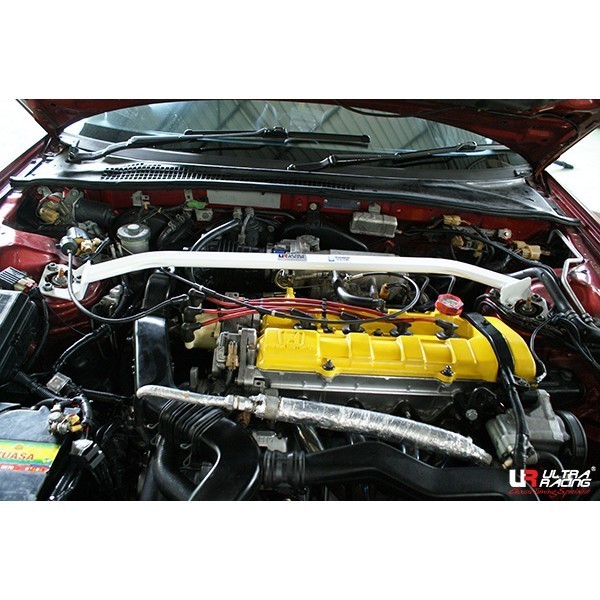 Hyundai Santa Fe 2.0D 13+ UltraRacing 4P Rear Lower Brace