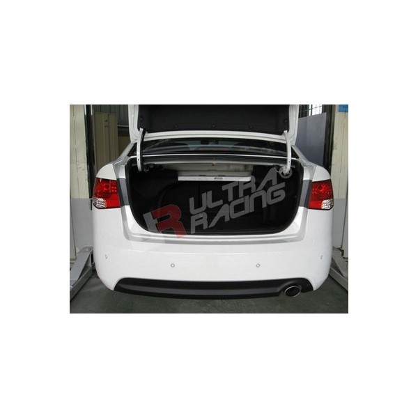 Toyota Crown 09+ 3.0 Saloon Ultra-R 6-Point Rear Brace