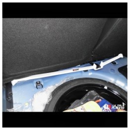 Toyota Prius XW30 10+ UltraRacing 4Point Rear Lower Bar 1636