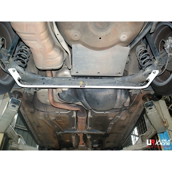 Toyota Starlet EP70/72 UltraRacing 3-Point Fender Brackets