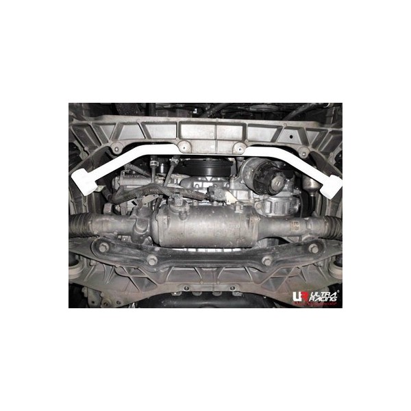 BMW 520/525/528 F10 10+ UltraRacing 2P Front Upper Strutbar