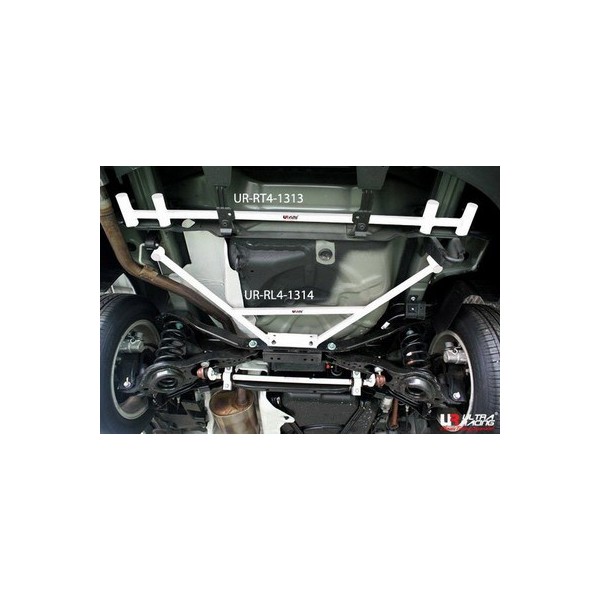 BMW M5 E60 05-10 UltraRacing 4-Point Front Upper Strut Bar