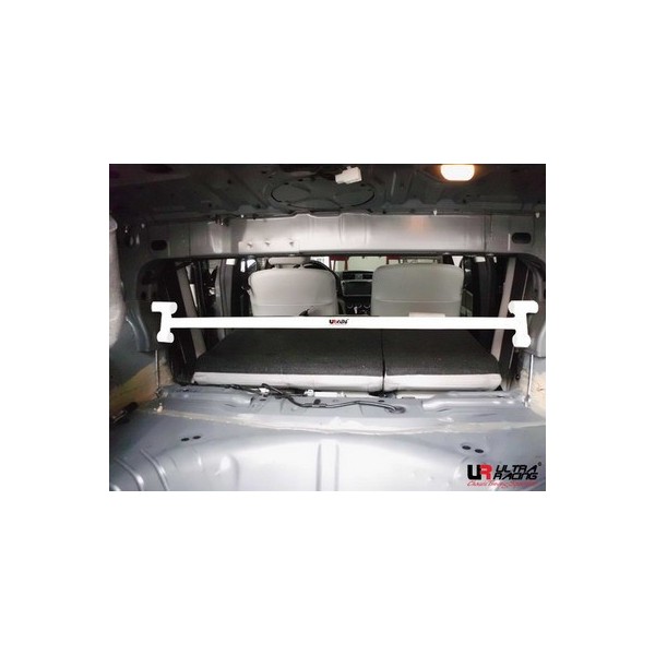 Chrysler 300C V6 05-10 UltraRacing 2P Front Upper Strut Bar