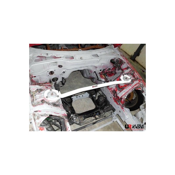 Ford Focus Mk3 11+ UltraRacing 2-Point Front Upper Strutbar