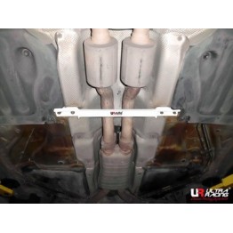 Honda CRV 07+ 2WD UltraRacing 2-Point Rear Lower Brace