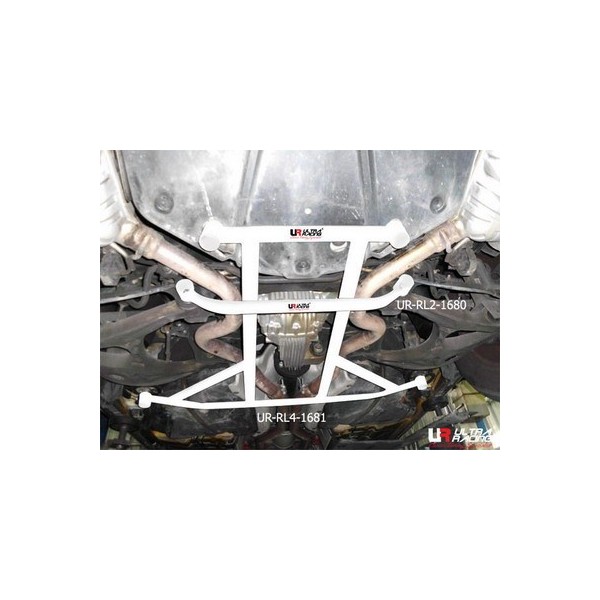 Honda Odyssey 05+ UltraRacing 2-Point Front Lower Bar