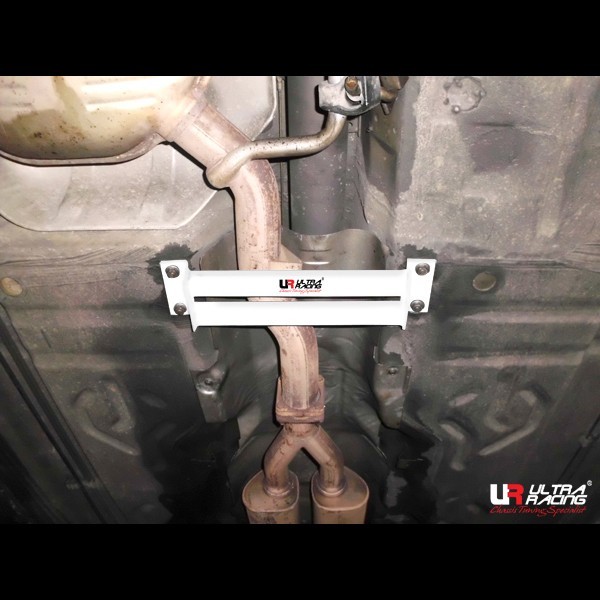 Honda Odyssey 94-98 RA 2.2 UltraRacing Front Upper Strutbar