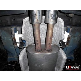 Hyundai i40 SW 11+ UltraRacing 2P Front Upper Strut Bar