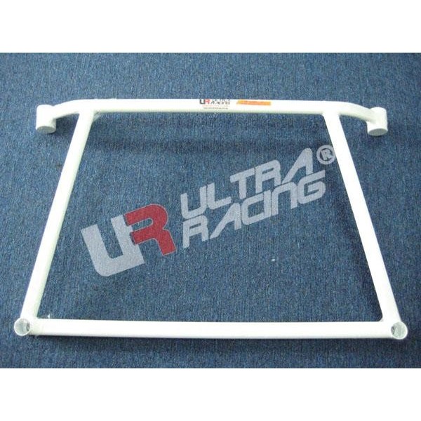 Kia Carnival 98-05 UltraRacing 2-Point Front Upper Strutbar