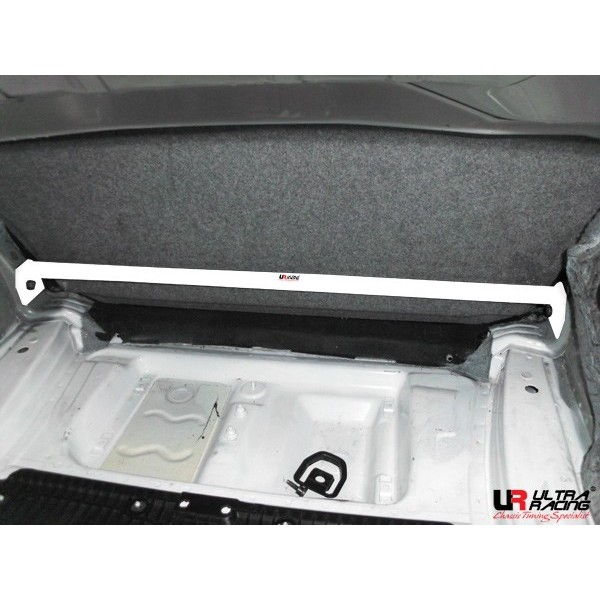 Ford Focus MK2 1.6/2.0 UltraRacing 4-Point Front H-Brace 627