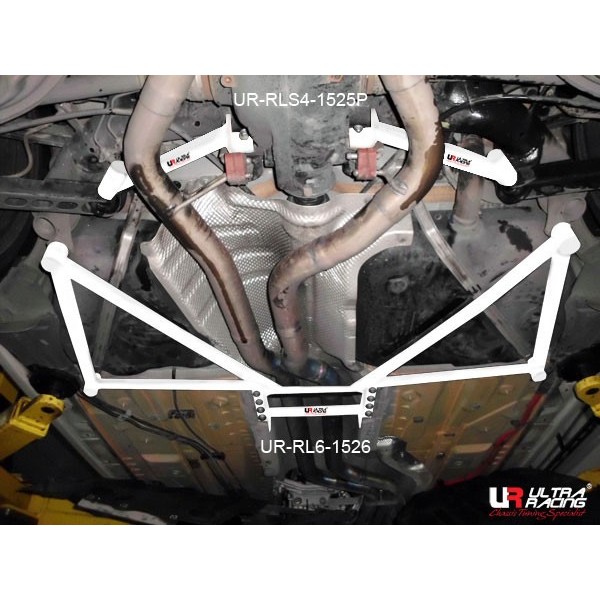 Ford Focus Mk3 11+ UltraRacing 4-Point Front Lower Brace