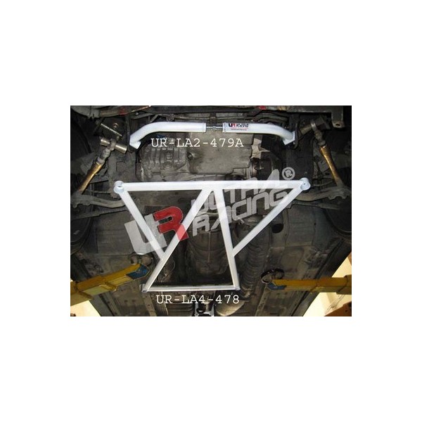 Nissan Cefiro 88-94 A31 UltraRacing 4-Point Rear Trunk Brace
