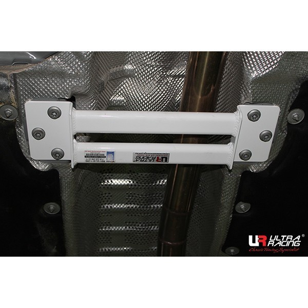 Honda Accord 03-08 2D/4D UltraRacing 2x 2-Point Front Bars