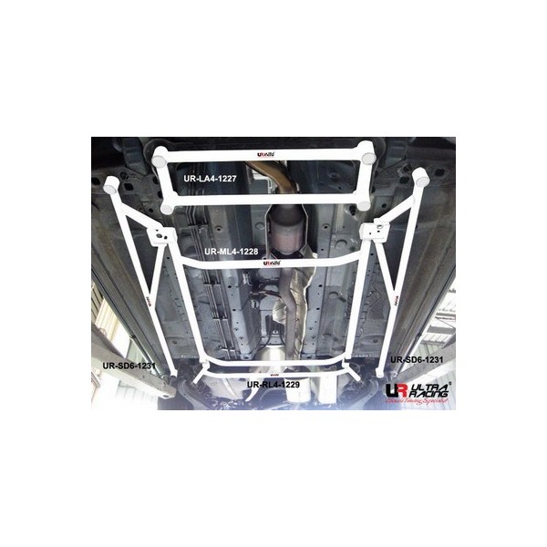 Nissan Sunny 95-99 B14 UltraRacing Front Upper Strutbar