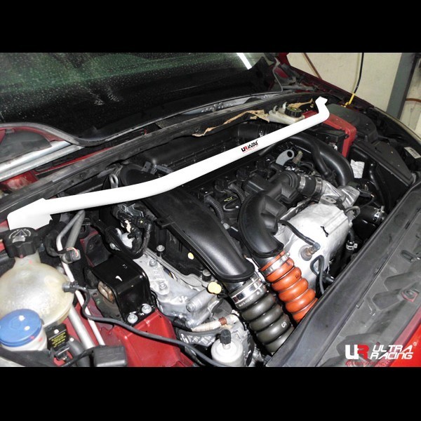 Peugeot 407 04-10 2.0 UltraRacing 2-Point Front Lower Tiebar