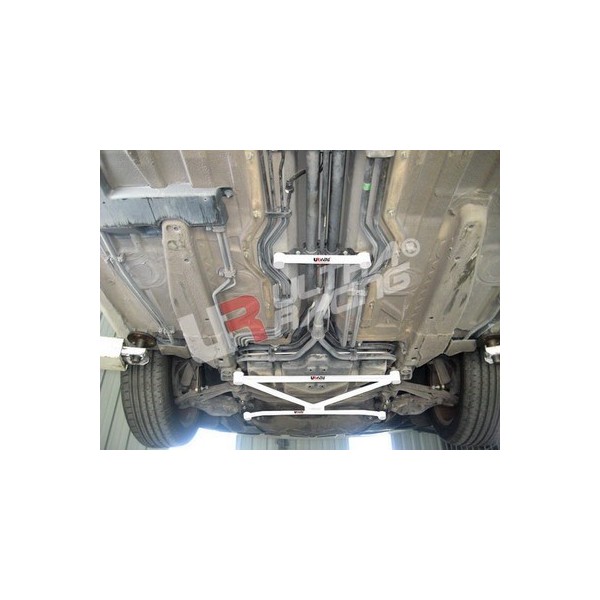 Renault Koleos 07+ UltraRacing 2-Point Rear Lower Brace