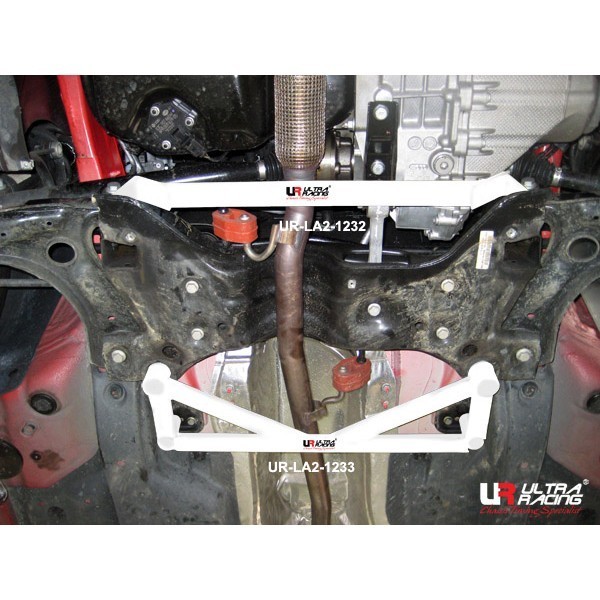 Toyota Altis 01+ Ultra-R 2-Point Front Upper Strutbar