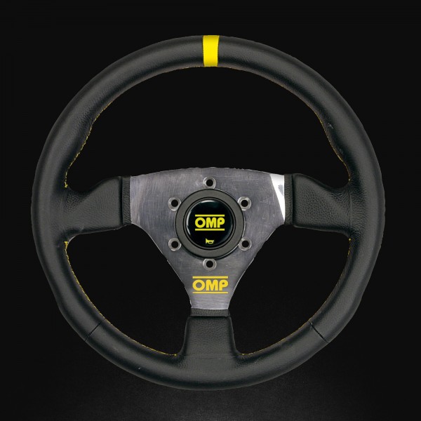VOLANTE TRECENTO CUERO OMP